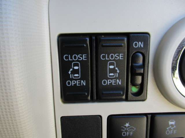 ★格安中古車販売！カーモンズ宝珠花展示場★お問合せは、04-7128-8602までお気軽に！