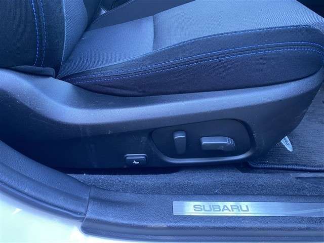 愛車購入後に気になるアフターサービスも、NEOS GROUPだからこそのできる充実した保証内容がありますのでご安心下さい