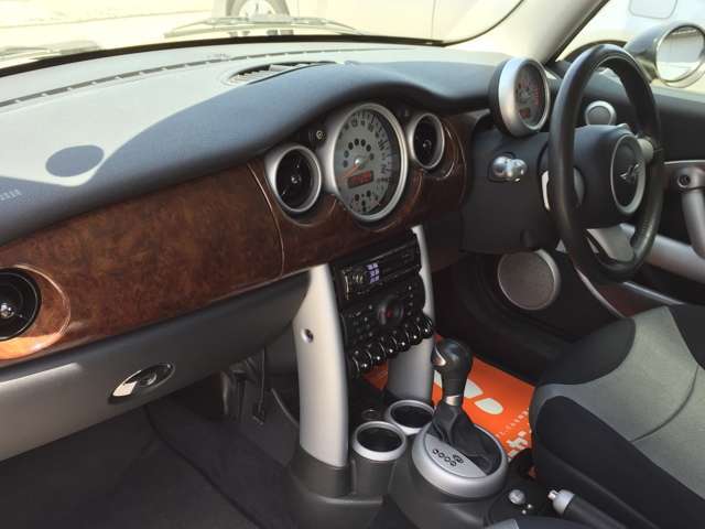 お車やご予算に合わせてナビオーディオや各種パーツのお取付いたします。お気軽にご相談下さい。