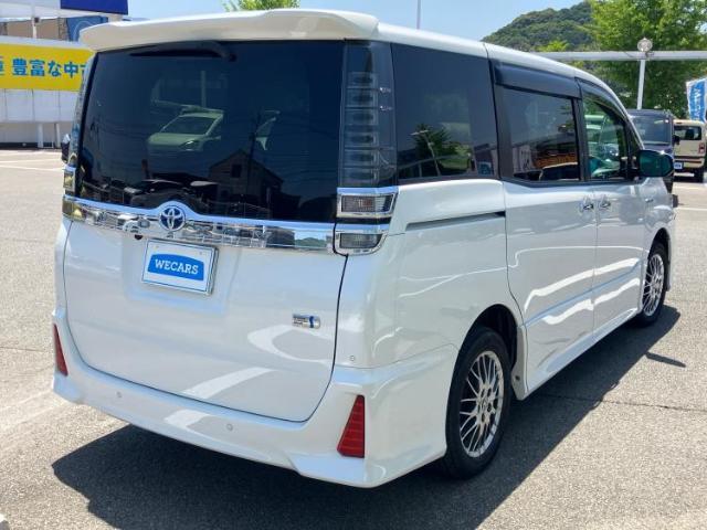 全国に店舗を展開しているのでどこでもお取り寄せが可能です！この車が気になるけど遠方だから・・・と諦める必要はありません！※別途陸送費が必要です。