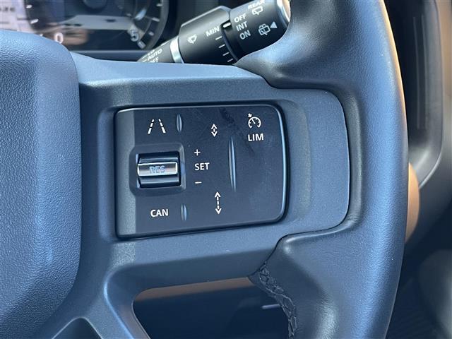 【運転席操作部】『運転席周辺の装備』の画像になります。快適なドライブを楽しむための機能が装備されています！運転席から触れるので使いやすいです！