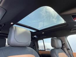 【天井】『天井』の画像になります。写真の内容に関してご不明点、ご質問等がございましたらお気軽にガリバー店舗までお問い合わせください。