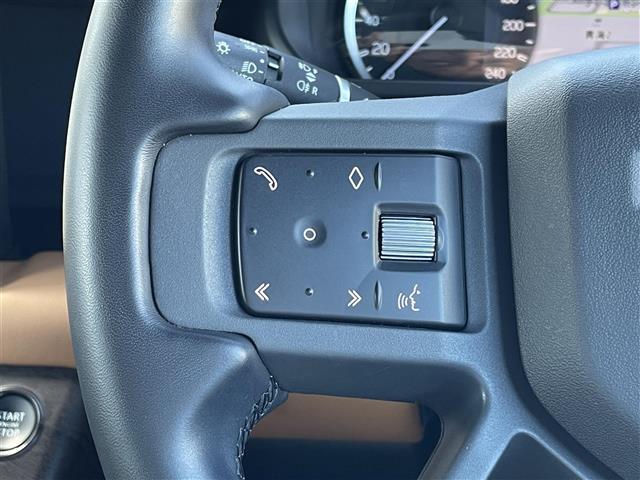 【運転席操作部】『運転席周辺の装備』の画像になります。快適なドライブを楽しむための機能が装備されています！運転席から触れるので使いやすいです！