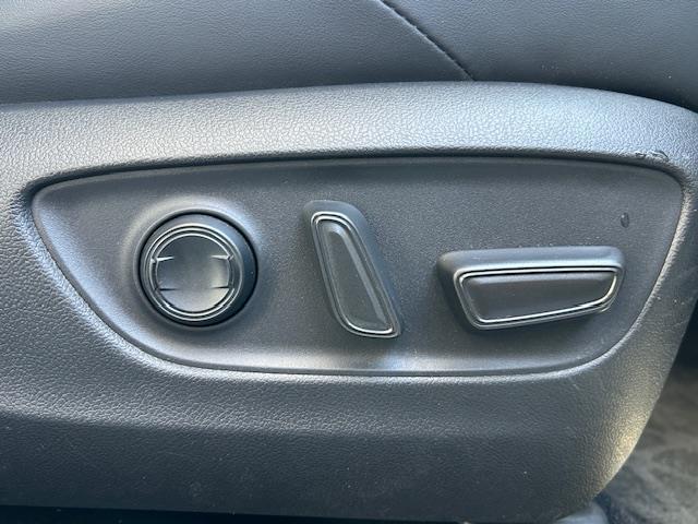 【運転席操作部】快適なドライブを楽しむための機能が装備されています！運転席から触れるので、使いやすいです！除菌プランいれていただくと、さらに清潔で安心していただけます！