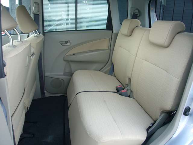 全車自社の指定工場にて点検整備して納車致します！丁寧な整備で【安心】もお届け致します！