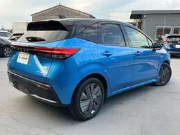 納車前には点検整備をさせていただいております。走行距離無制限のワイド保証付ですので、購入後安心してお乗り頂けます。