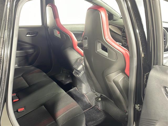 気になる車はすぐにお問い合わせください！画面右側の0066から始まる無料ダイヤルからお問い合わせ下さい！専門スタッフがお車のご質問にお答えいたします！