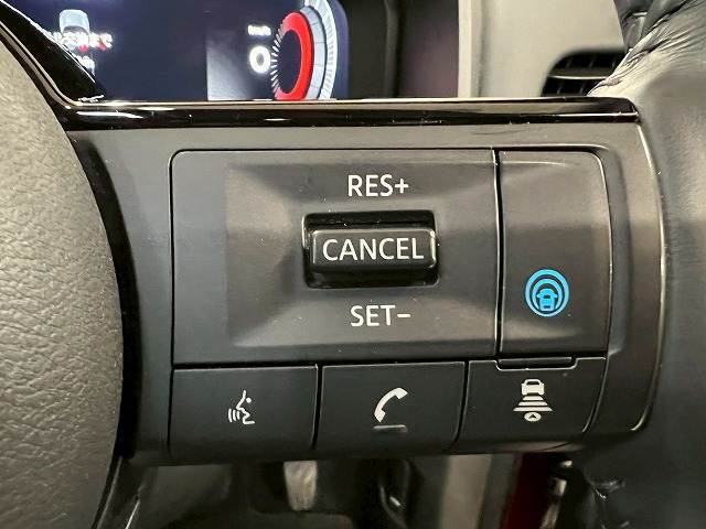 【レーダークルーズコントロールシステム】高速走行の走行時一定の速度を維持しながらの走行が可能☆