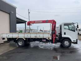 商用車・バン・トラック・バスコーナー！働く車達たくさん揃ってます！！地方の方・本州の方も気になるお車ありましたら、お気軽にお問い合わせご相談ください！！お越しの際は連絡頂けると幸いです。