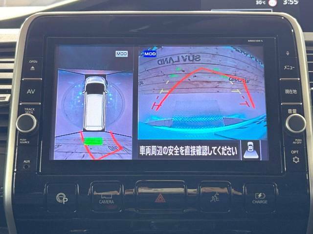 【アラウンドビューモニター】専用のカメラにより、上から見下ろしたような視点で360度クルマの周囲を確認することができます☆死角部分も確認しやすく、狭い場所での切り返しや駐車もスムーズに行えます。