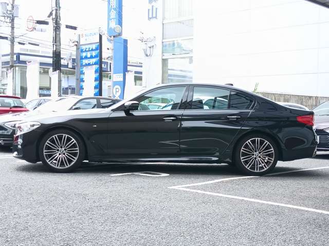 全車安心保証付き販売です。保証修理は全国対応ですので遠方のお客様も安心してお買い求め頂けます。延長保証などもご用意しておりますのでお気軽にご相談下さい