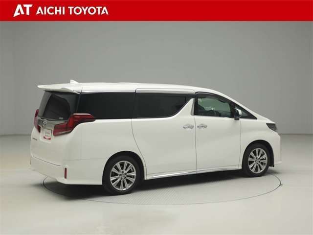 『ロングラン保証』はメーカー、年式を問わず1年間・走行距離無制限の無料保証です。最長3年まで延長可です！詳しくはスタッフまでおたずねください。