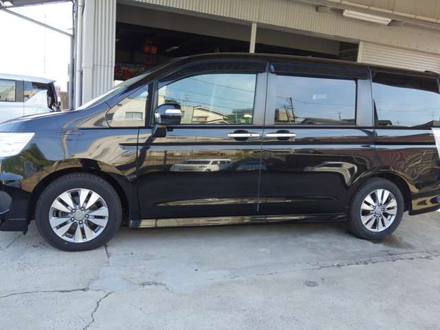 当店の車輌は全車、オイル、エレメントの消耗品を新品にして交換おります！整備に関しては安心して乗って頂ける用、しっかりがっちり整備致します！