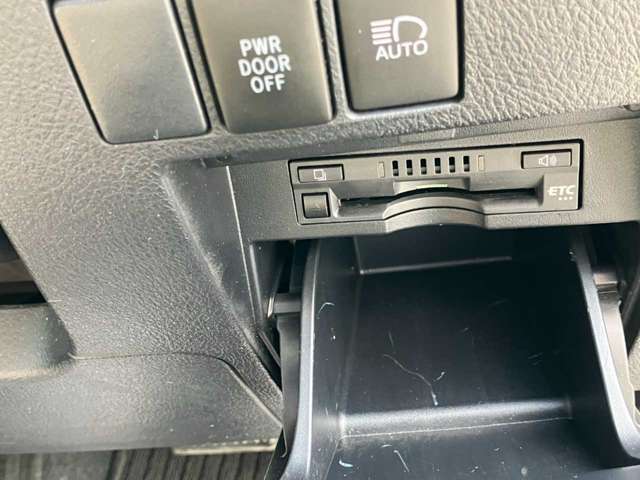 【ETC】高速道路もスムーズにお支払いが可能です。ご納車までにセットアップを行い、ご納車時にはご利用いただけるように致します。