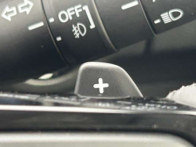 【運転席操作部】快適なドライブを楽しむための機能が装備されています！運転席から触れるので、使いやすいです！除菌プランいれていただくと、さらに清潔で安心していただけます！