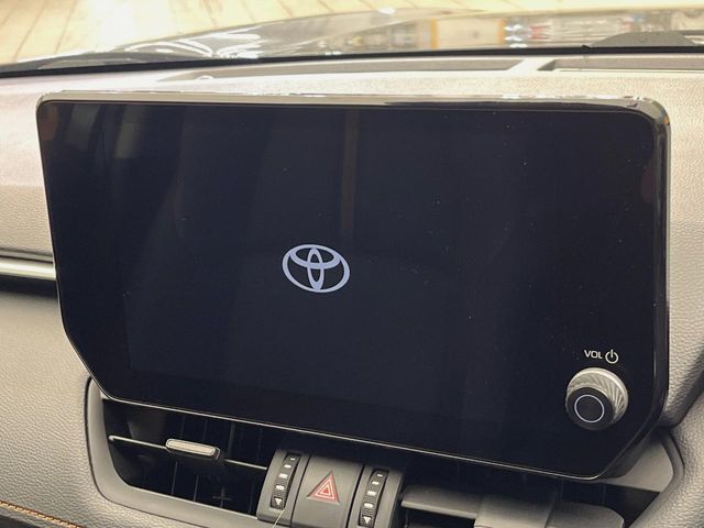 【10.5インチ　ディスプレイオーディオ】大画面のディスプレイはAppleCarPlayやAndroidAutoが利用可能。大きな画面でスマホナビアプリ等が利用いただけます♪