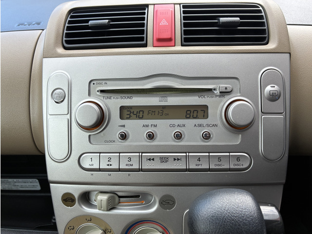 純正オーディオ付きです。