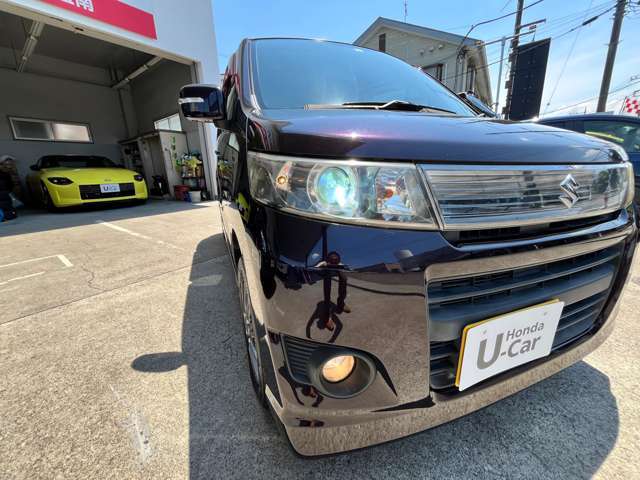 HIDヘッドライト＆純正フォグライトになります。