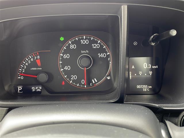 【スピードメーター】メーターがシンプルで見やすく運転しやすいですね！