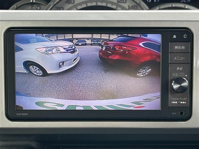 【バックカメラ】駐車が苦手な方でも映像で後方の安全確認もしっかり見えない死角の部分や距離感などモニター確認することが可能です。