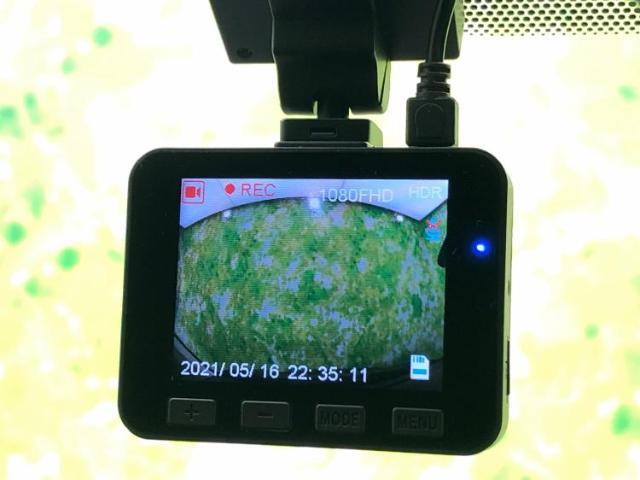 こちらのお車はいかがでしょうか？少しでも気になっていただけましたら是非お問い合わせください！さらにお車の詳細をお送りいたします！