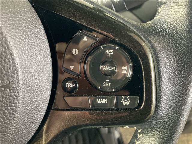 ご納車後も安心、安全なお車にお乗りいただく為にお得な保証パックもご用意しております。軽スマイルは、ご成約から納車後までお客様の大切なお車のサポートをさせていただきます！