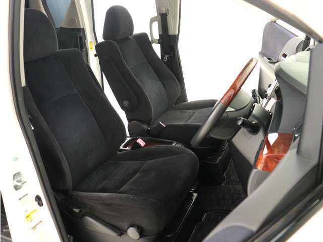 追加のお写真や動画など、メールやLINEでお送りできます！気になる点があればどんなことでも専門スタッフまでお申し付けください♪迅速にご対応させて頂きます！