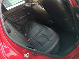 オートエアコン！セーフティサポート！デュアルセンサーブレーキ！誤発進抑制機能！車線逸脱警報！車線逸脱抑制機能！先行車発進お知らせ機能！アダプティブクルーズコントロール！オートハイビーム！