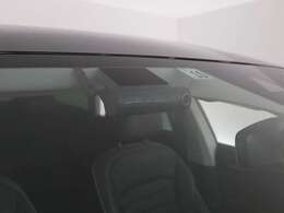 何かあった際に安心の”ドライブレコーダー”がついております。