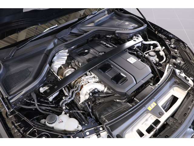 ＜主要諸元＞2.0L 直列4気筒DOHCターボ+モーター、エンジン：421ps/51.0kgm モーター：14ps/5.9kgm、全長×全幅×全高mm 4750×1920×1640mm、車両重量 2000kg