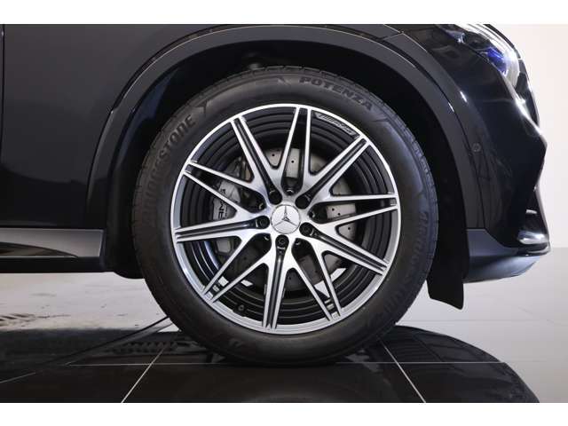 ＜税込新 車価格＞￥11,700,000-　※オプション価格は含まれておりません。