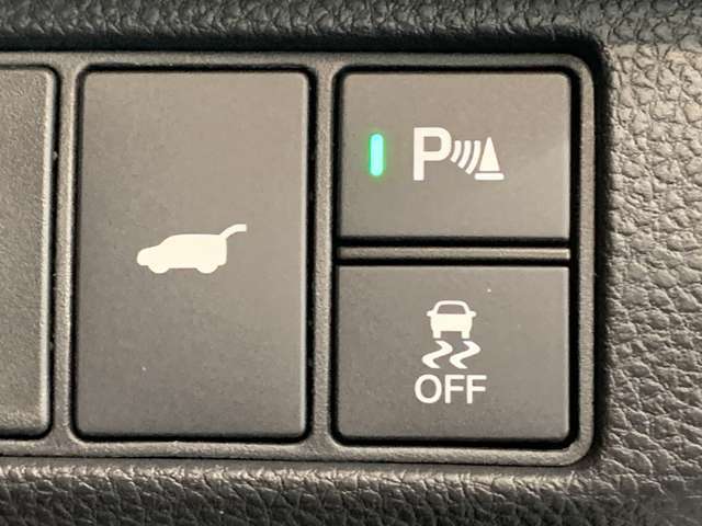 横滑り防止機能装置、VSAを装備、F1レースの世界から一般車へ技術応用された先進安全装備です。やはりHONDAですね♪