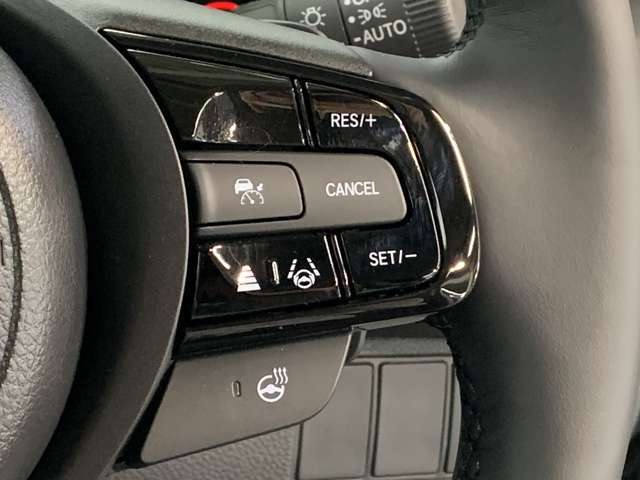 ホンダセンシング付きです！様々な安全装備と運転支援装置があなたを危険から守り運転の負担も軽減してくれます！操作は簡単ですので心配はしないで下さい。