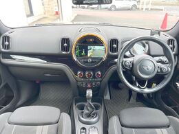 輸入車グループ総在庫数約2，000台！全国の系列店からメーカー・車種問わずご紹介出来るので、あなたにピッタリのお車が見つかるはずです♪まずはお問い合わせ下さい☆