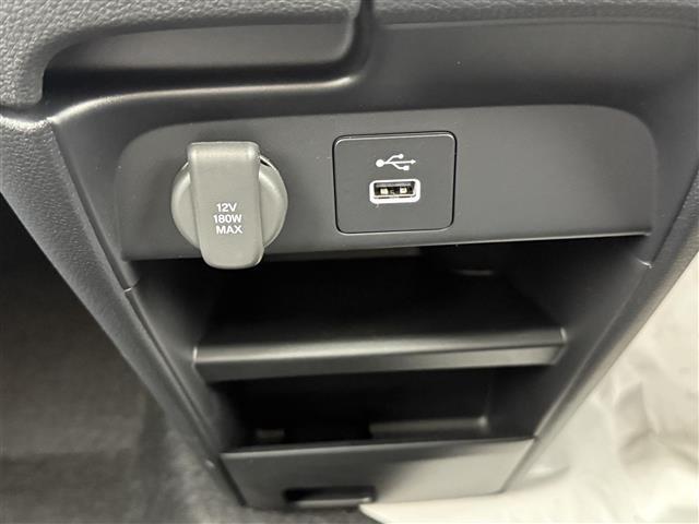 【運転席操作部】快適なドライブを楽しむための機能が装備されています！運転席から触れるので、使いやすいです！除菌プランいれていただくと、さらに清潔で安心していただけます！