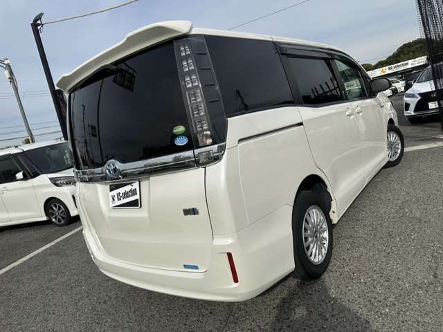 【末永いお付き合い】当社は『売って終わり』ではございません。販売はお客様とのお付き合いのスタートだと考えます。販売後も定期メンテナンス・車検・修理、何でもご相談下さい。