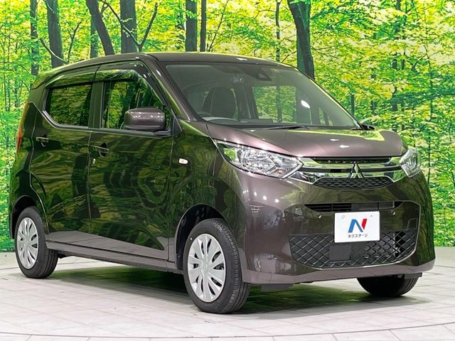 大好評のボディコーティング「弾スプラッシュコート」もご納車までに施工可能。通常のガラスコートと異なる、耐久年数6年の無機質ガラスコーティングが、ボディをキレイな状態に保ってくれます。
