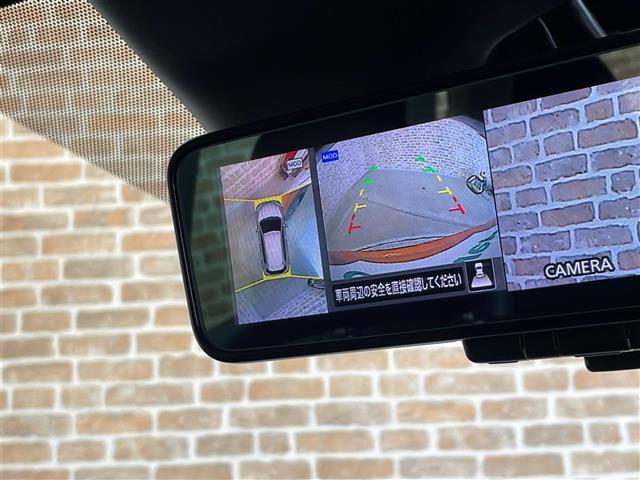 【全周囲カメラ】上から見下ろしたように駐車が可能です。安心して縦列駐車も可能です♪