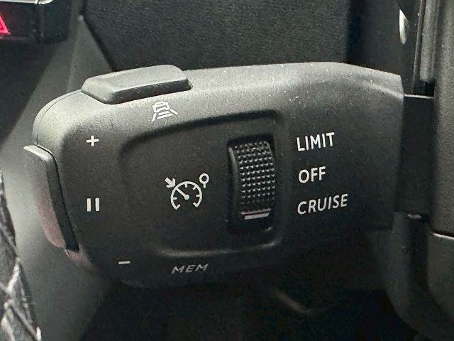 【レーダークルーズコントロール】装備で高速道路の運転も楽々です！
