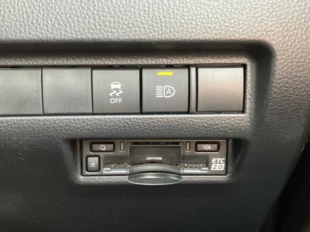 お車に合わせて無料保証以外にも、保証範囲、期間、距離を拡充させた有料保証もご用意しております！中古車の購入が初めてで不安・・・というお客様もご安心ください！