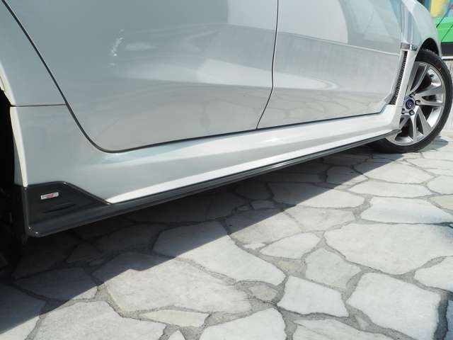 掲載車両以外でも喜んでお探しいたします☆あなたのとっておきの一台をお申し付け下さい♪■クローバーカーズ TEL：0078-6002-236942■