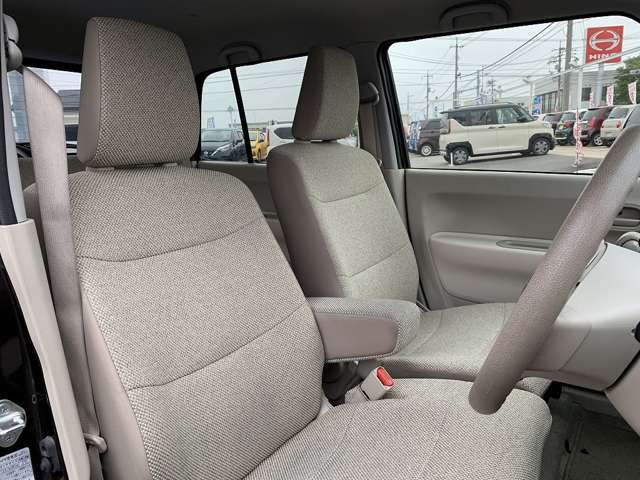 4WD☆5AGS☆レーダーブレーキサポート☆SDナビTV☆Bluetooth☆バックカメラ☆スマートキー☆プッシュスタート☆シートヒーター☆ベンチシート☆純正フロアマット☆プライバシーガラス☆試乗OK