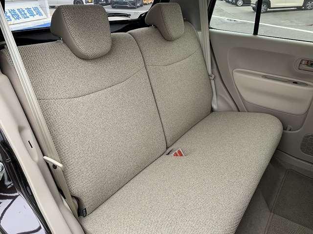 4WD☆5AGS☆レーダーブレーキサポート☆SDナビTV☆Bluetooth☆バックカメラ☆スマートキー☆プッシュスタート☆シートヒーター☆ベンチシート☆純正フロアマット☆プライバシーガラス☆試乗OK