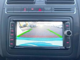 ●バックカメラ：便利な【バックカメラ】で安全確認もできます。駐車が苦手な方にもオススメな便利機能です。