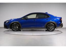 入庫時にまごころクリーニング施工済みでボディに艶もありキレイな状態が保たれております。別途オプションにてボディーコーティングも承っておりますのでお気軽にご相談ください！