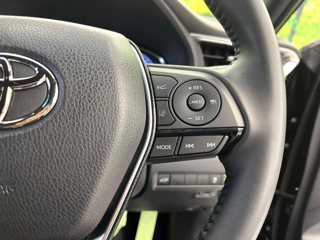 【レーダークルーズコントロール】高速道路での長距離走行が楽に！！自動で速度を保つクルーズコントロールが、衝突軽減システムと連携し、前方の車両を感知して車間を保つように速度調節してくれます！！