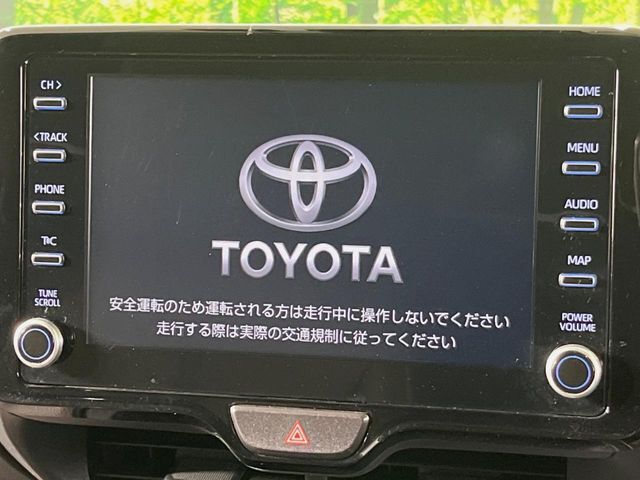 【純正8型ナビ】人気の純正ナビを装備。オーディオ機能も充実しており、Bluetooth接続すればお持ちのスマホやMP3プレイヤーの音楽を再生可能！毎日の運転がさらに楽しくなります！！