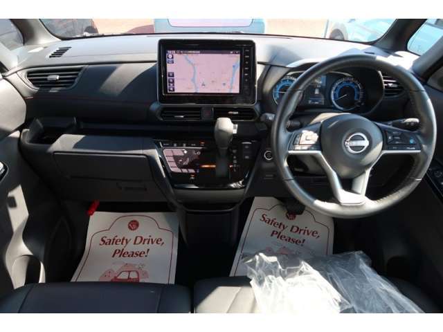 在庫車は店舗を移動している場合がございますので、御来店前に在庫の確認をして頂きます事をお勧めいたしております。