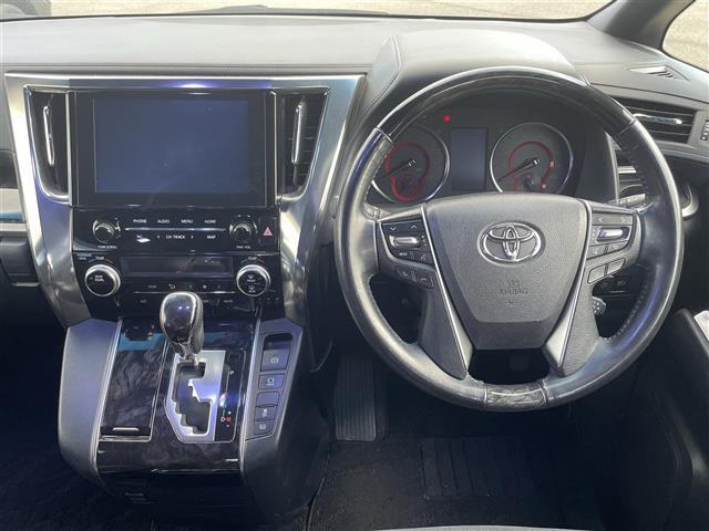 【ハンドル】『ハンドル/ステアリング』の画像になります。写真の内容に関してご不明点、ご質問等がございましたらお気軽にガリバー店舗までお問い合わせください。