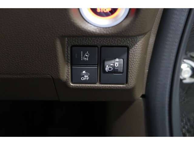 ホンダセンシング搭載！誤発進抑制機能・路外逸脱抑制機能・歩行者事故低減ステアリング・車線維持支援システム・先進車発進お知らせ機能など多彩な先進安全機能でより安全で快適なドライブを支援します。